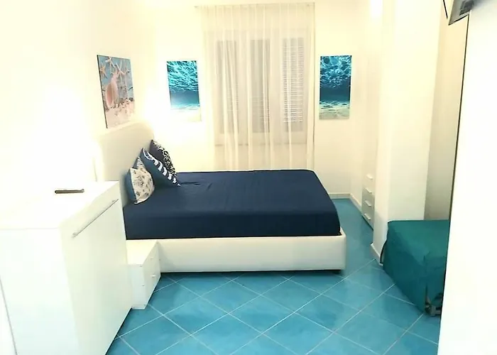 A Due Passi Dal Mare